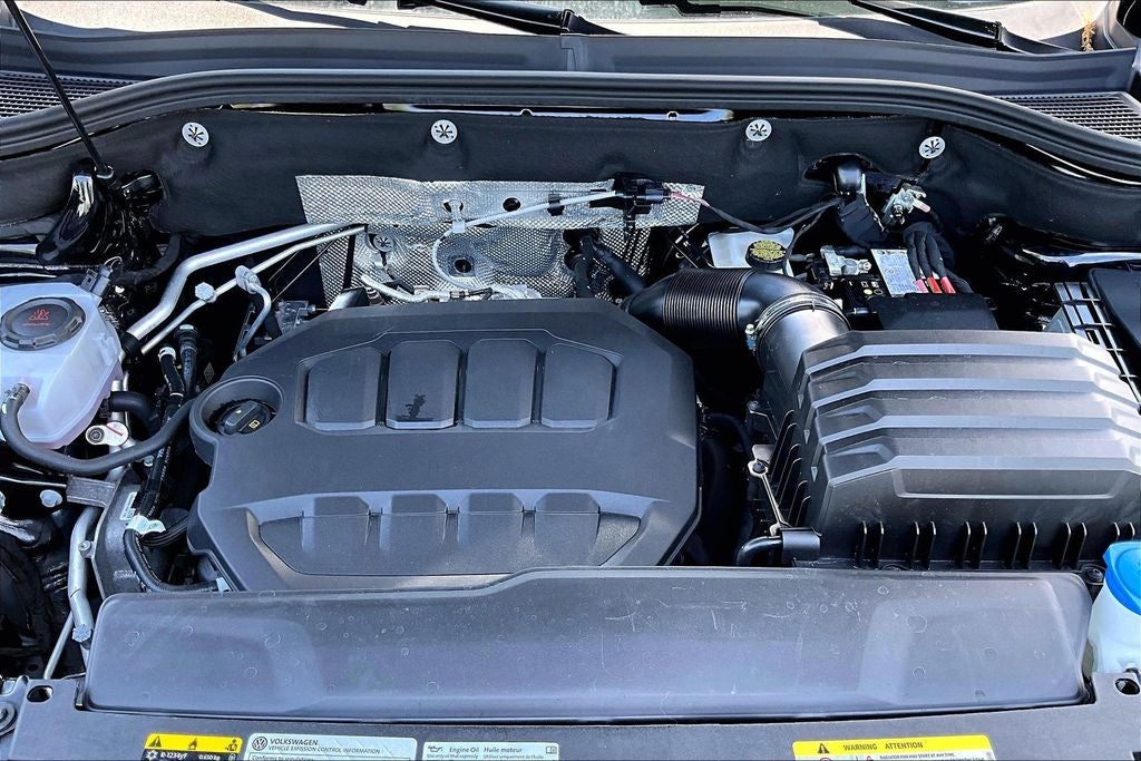2025 Volkswagen Atlas 2.0T SE w/Technology