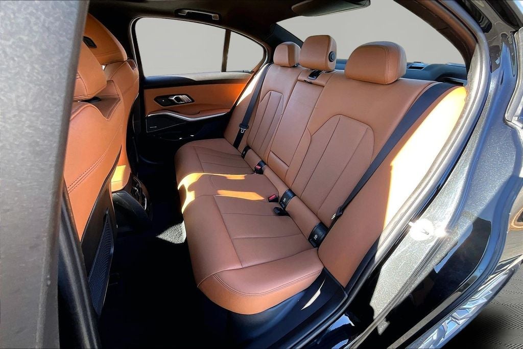 2023 BMW 3 Series 330i xDrive