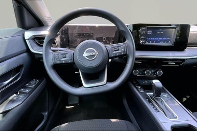2025 Nissan Kicks S