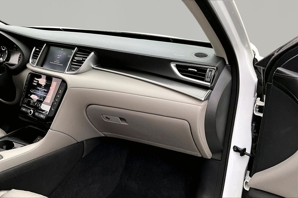 2023 INFINITI QX50 LUXE