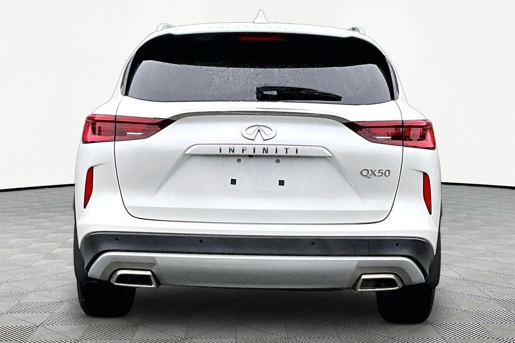 2023 INFINITI QX50 LUXE