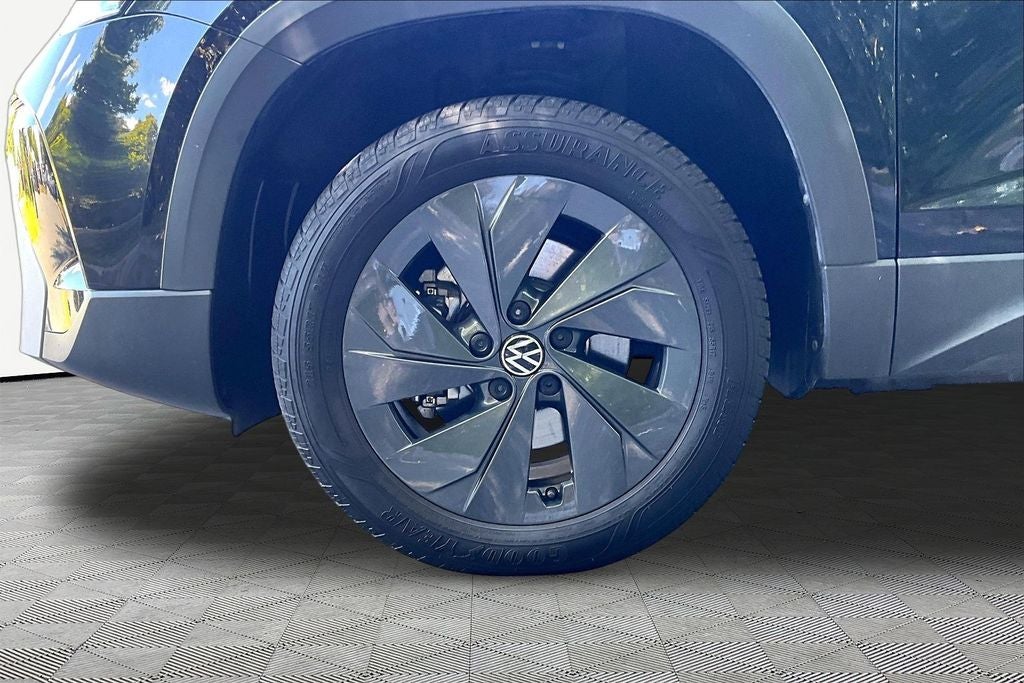 2025 Volkswagen Taos S