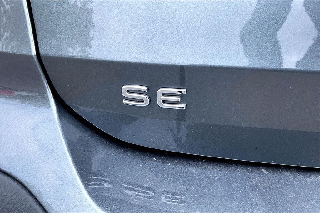 2025 Volkswagen Taos SE