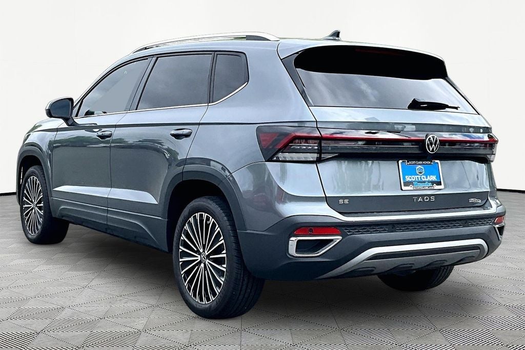 2025 Volkswagen Taos SE
