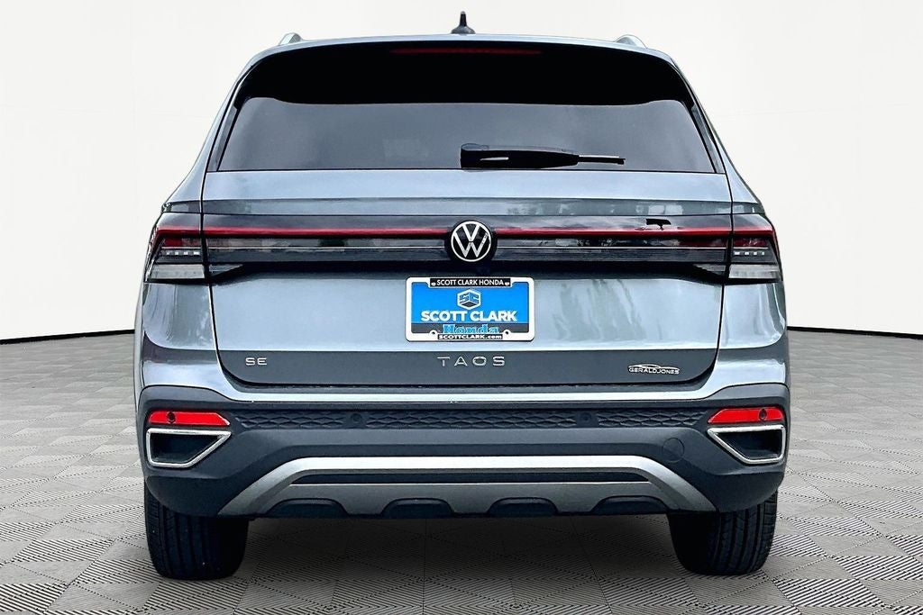 2025 Volkswagen Taos SE