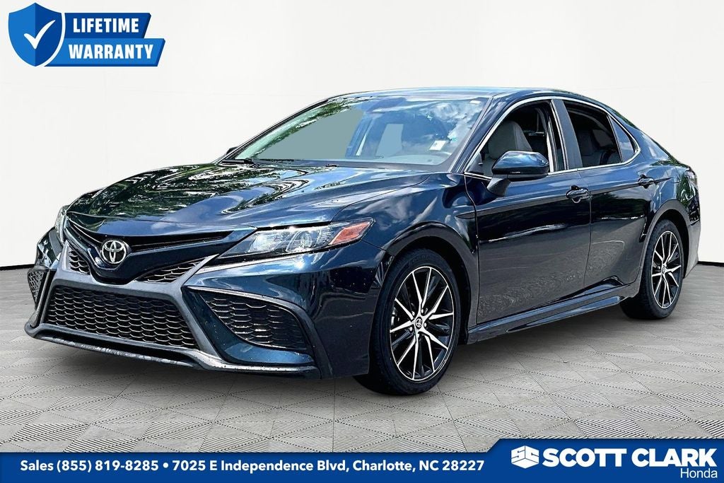 2021 Toyota Camry SE