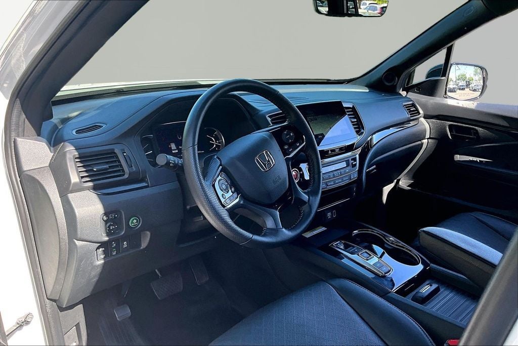 2023 Honda Passport Elite