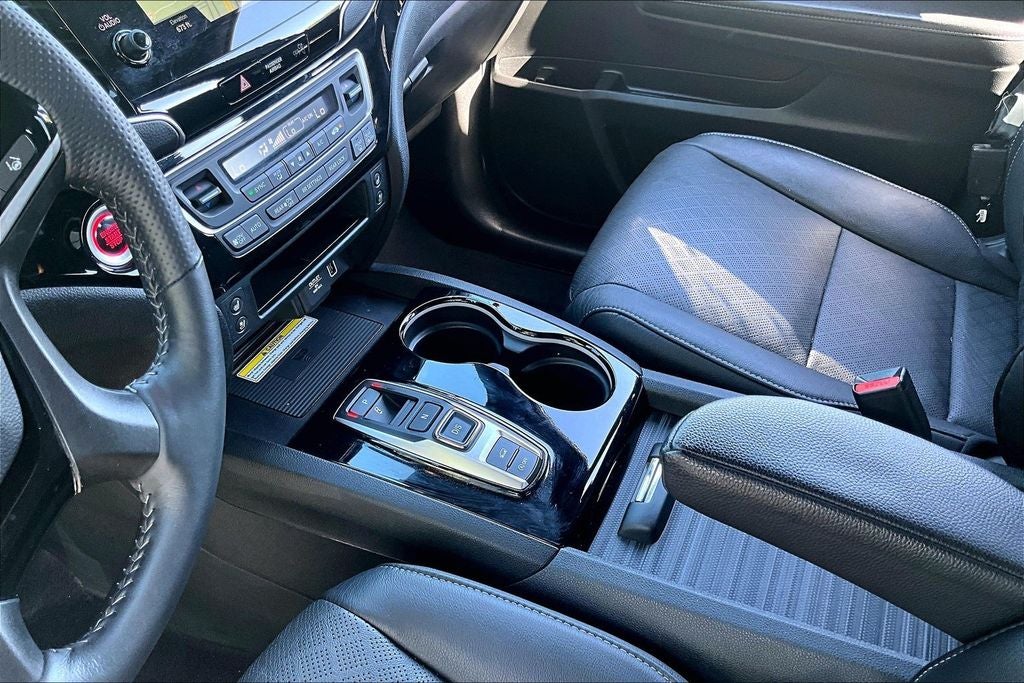2023 Honda Passport Elite