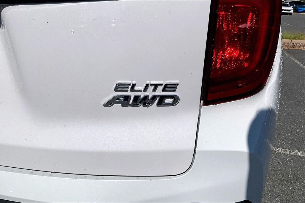 2023 Honda Passport Elite