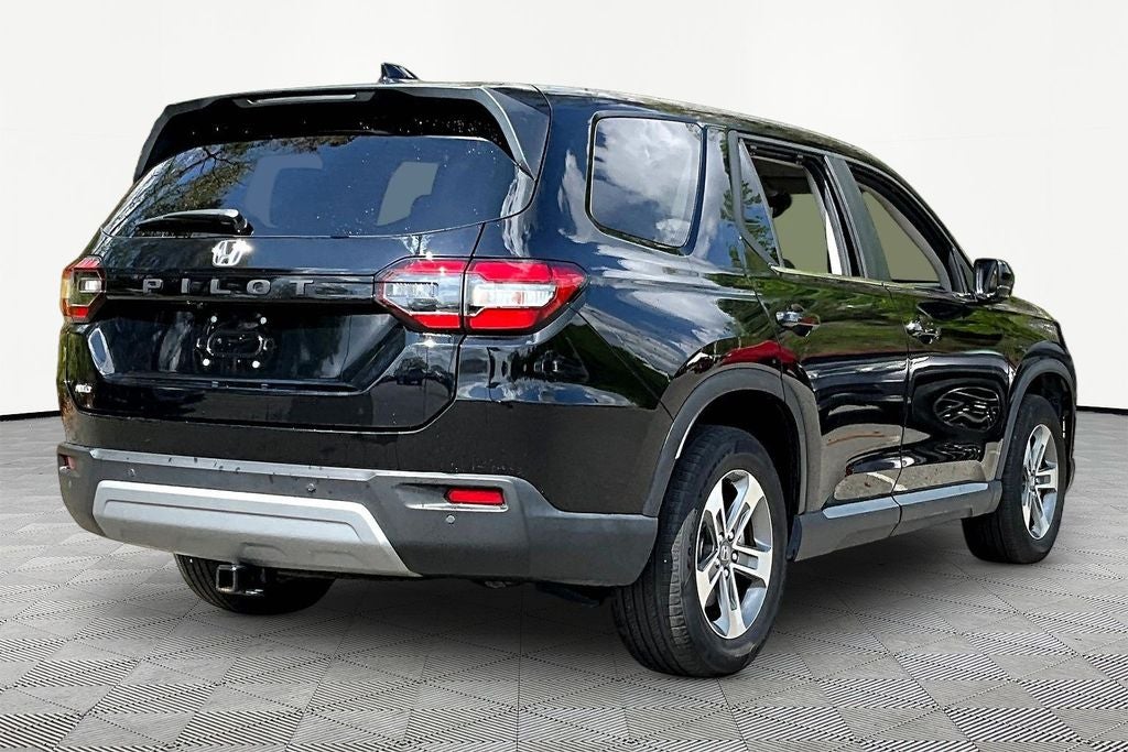 2024 Honda Pilot EX-L 8 Passenger