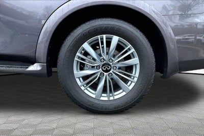 2024 INFINITI QX80 LUXE