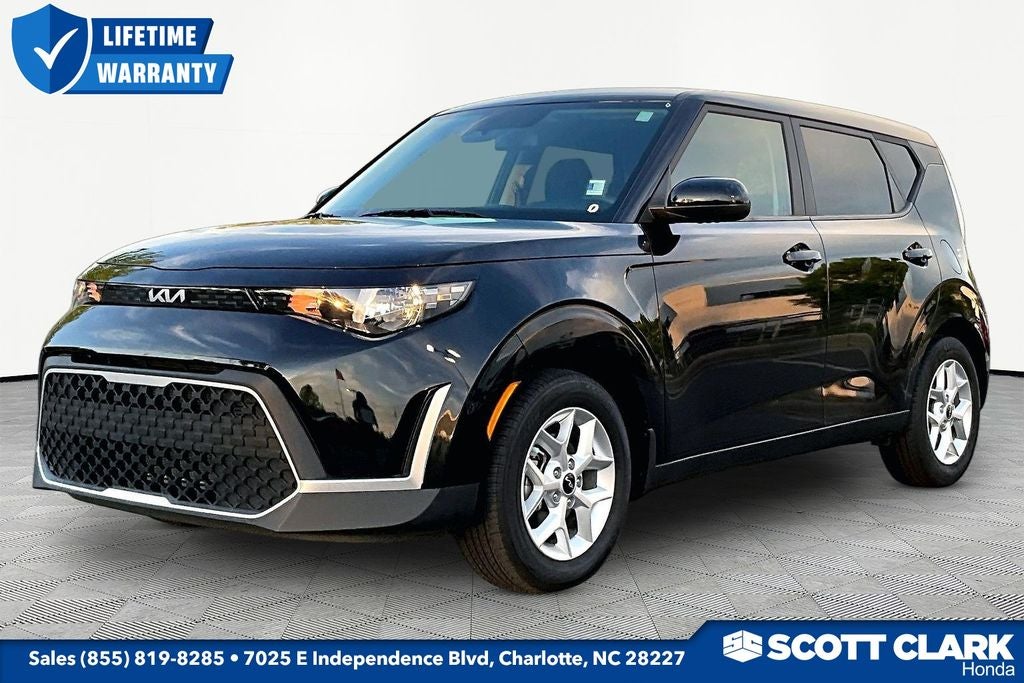 2023 Kia Soul LX