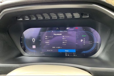 2023 Volvo XC90 Recharge Plug-In Hybrid Plus Bright Theme