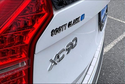2023 Volvo XC90 Recharge Plug-In Hybrid Plus Bright Theme