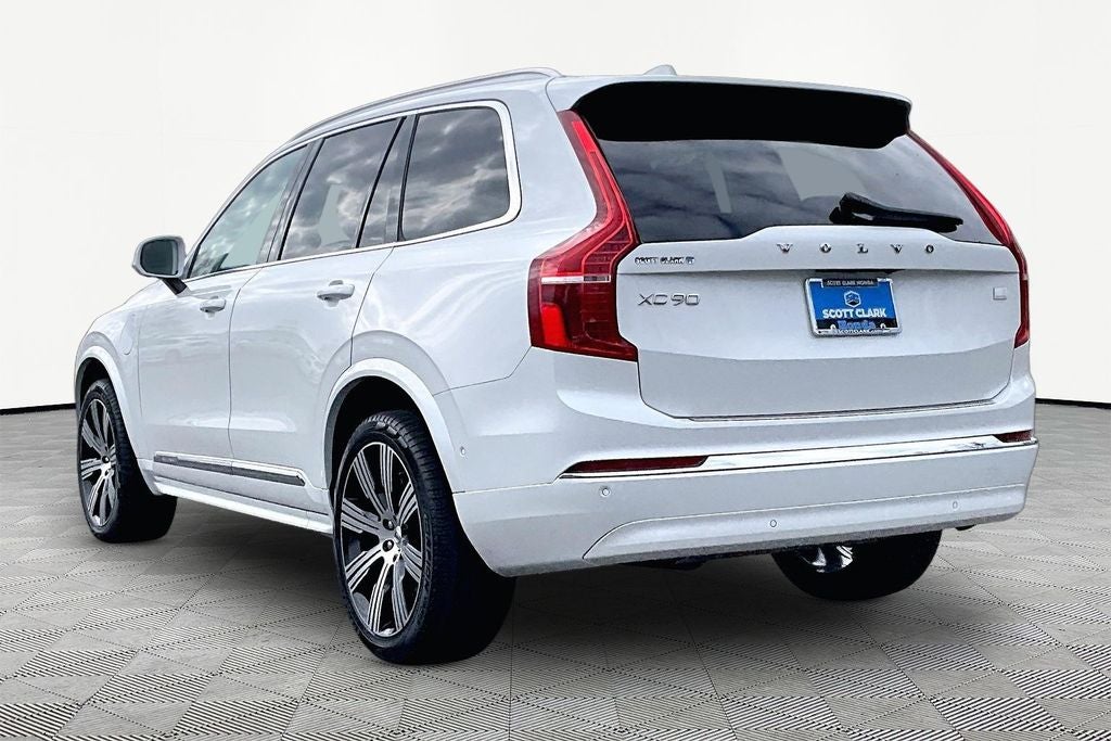 2023 Volvo XC90 Recharge Plug-In Hybrid Plus Bright Theme