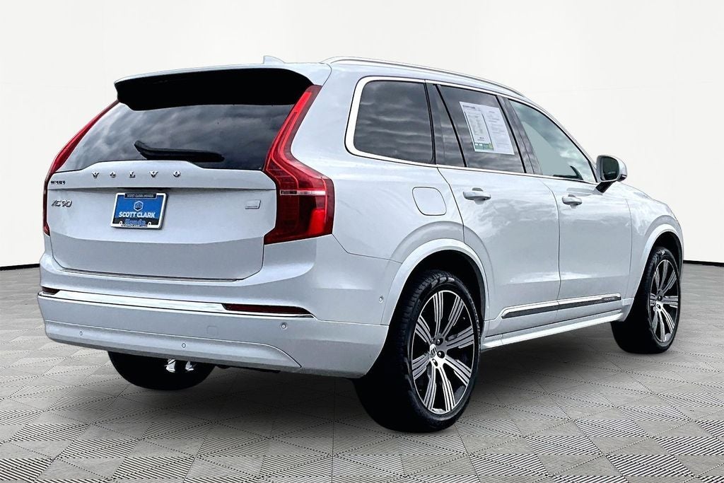 2023 Volvo XC90 Recharge Plug-In Hybrid Plus Bright Theme
