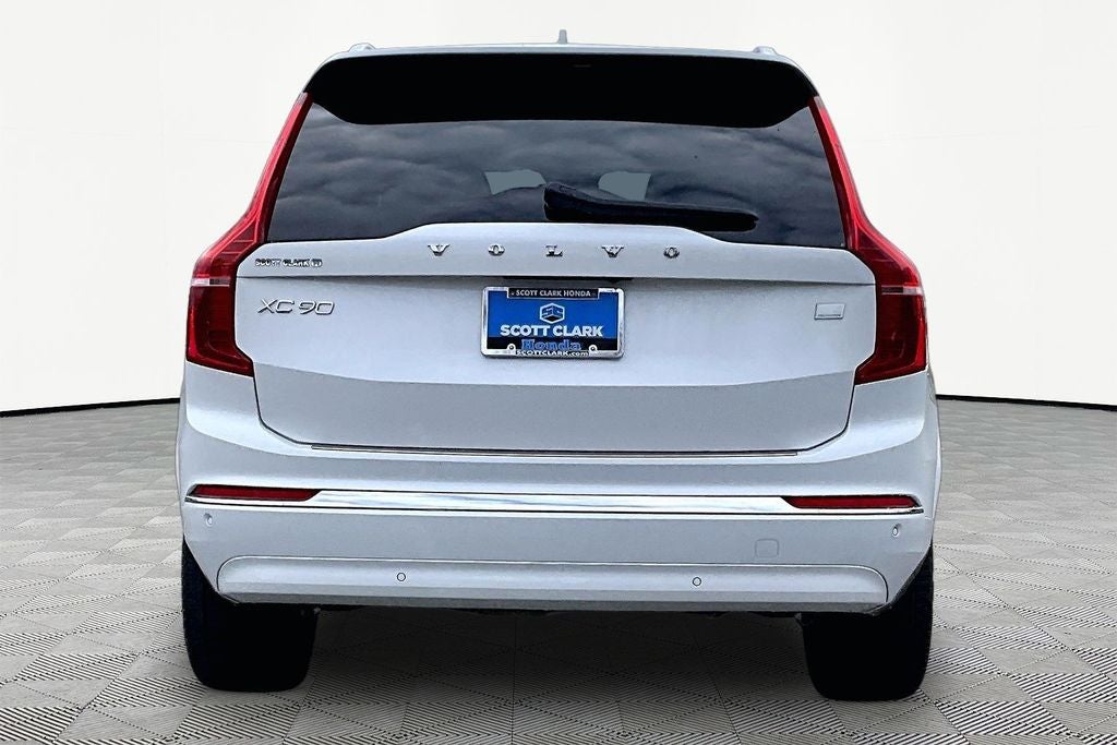 2023 Volvo XC90 Recharge Plug-In Hybrid Plus Bright Theme