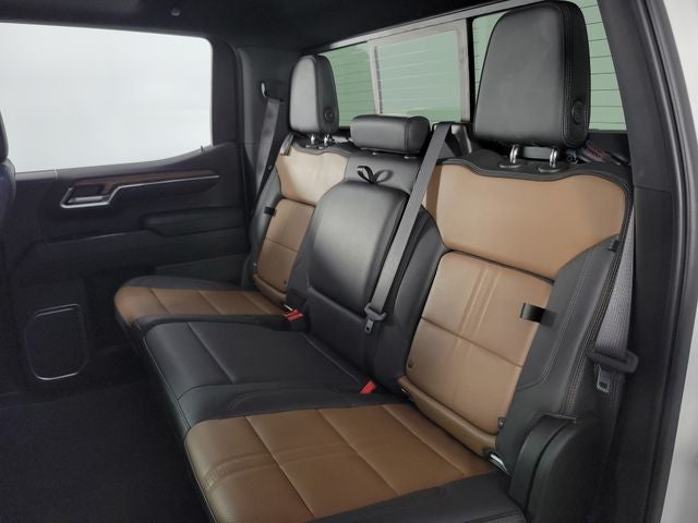 2023 Chevrolet Silverado 1500 High Country 4D Crew Cab