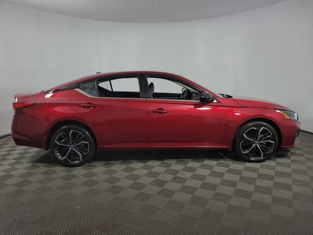 2023 Nissan Altima 2.5 SR 4D Sedan