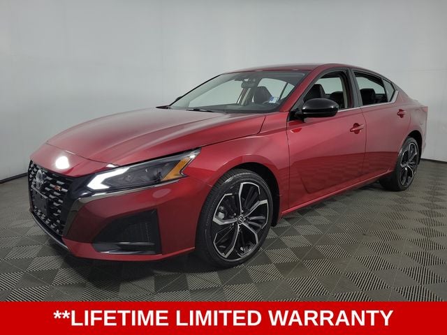 2023 Nissan Altima 2.5 SR 4D Sedan