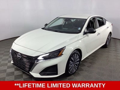 2025 Nissan Altima 2.5 SV 4D Sedan