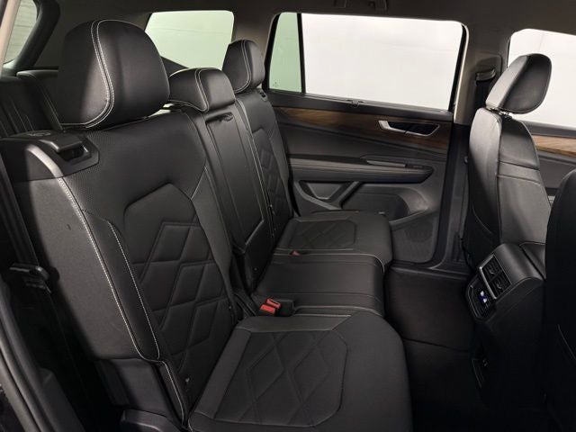 2025 Volkswagen Atlas 2.0T SE w/Technology 4D Sport Utility