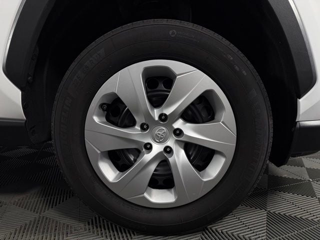 2024 Toyota RAV4 LE 4D Sport Utility