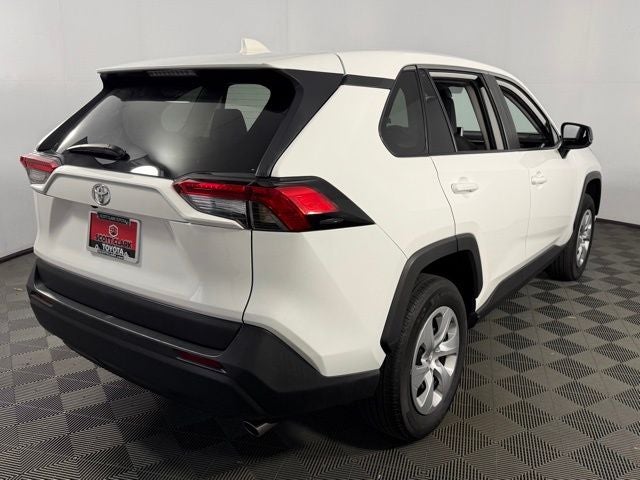2024 Toyota RAV4 LE 4D Sport Utility