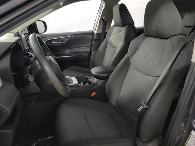 2021 Toyota RAV4 XLE 4D Sport Utility