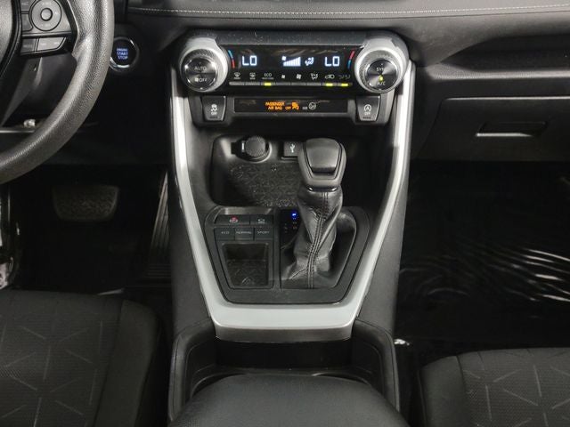 2021 Toyota RAV4 XLE 4D Sport Utility