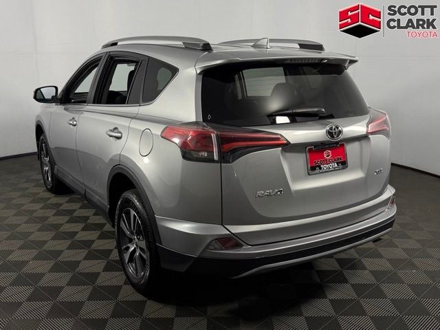 2018 Toyota RAV4 XLE 4D Sport Utility