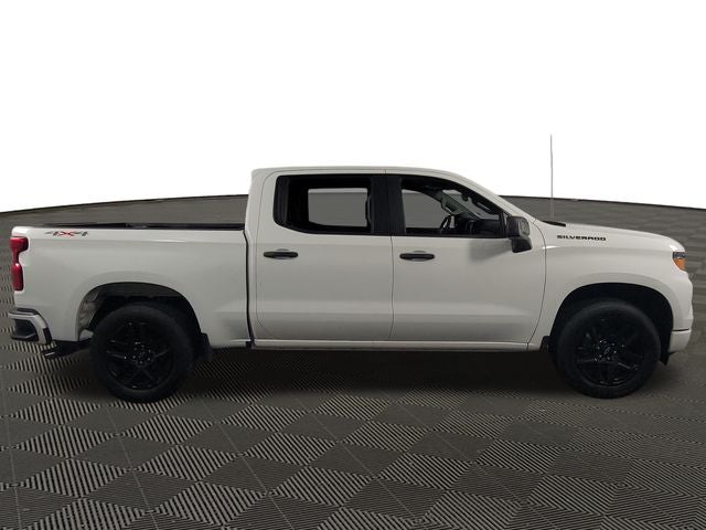 2023 Chevrolet Silverado 1500 Custom 4D Crew Cab
