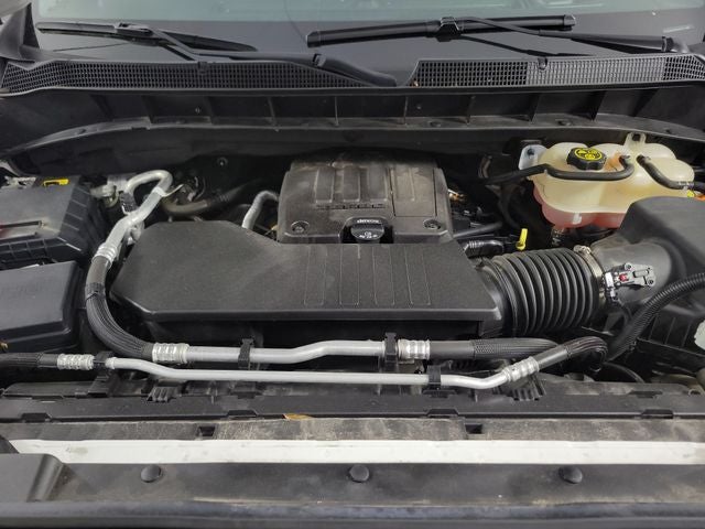 2023 Chevrolet Silverado 1500 Custom 4D Crew Cab