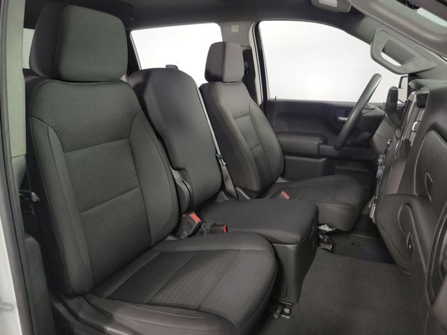 2023 Chevrolet Silverado 1500 Custom 4D Crew Cab