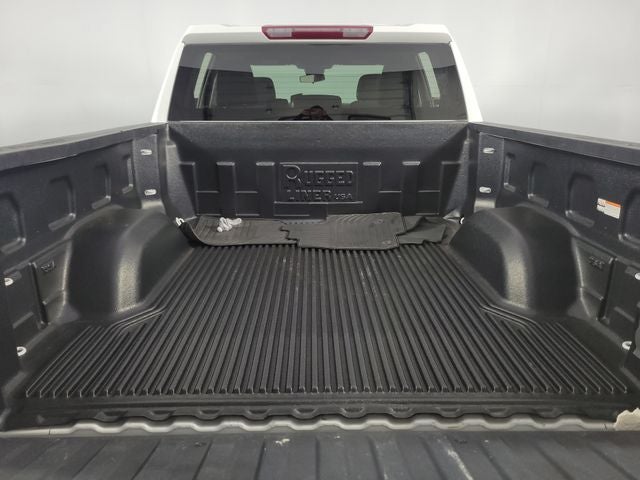 2023 Chevrolet Silverado 1500 Custom 4D Crew Cab