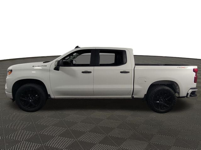 2023 Chevrolet Silverado 1500 Custom 4D Crew Cab