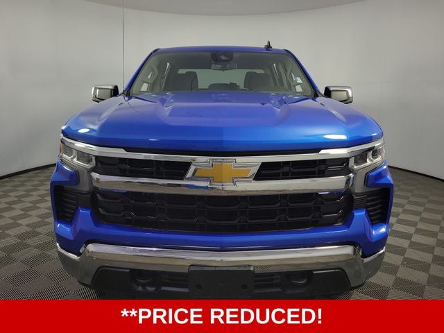 2025 Chevrolet Silverado 1500 LT 4D Crew Cab