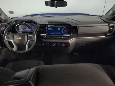 2025 Chevrolet Silverado 1500 LT 4D Crew Cab