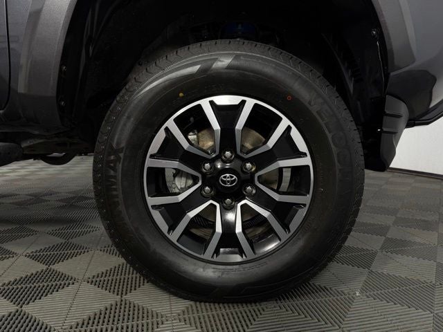 2022 Toyota Tacoma TRD Sport V6