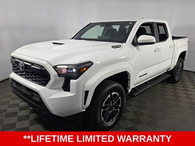 2025 Toyota Tacoma Hybrid TRD Sport 4D Crew Cab
