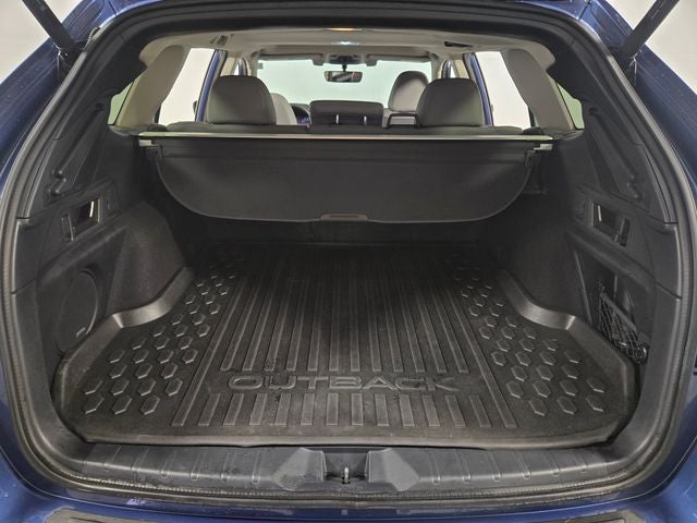 2022 Subaru Outback Limited XT 4D Sport Utility