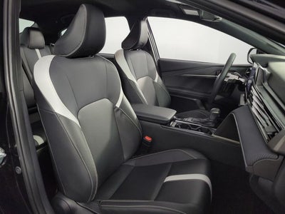 2025 Toyota Camry SE 4D Sedan