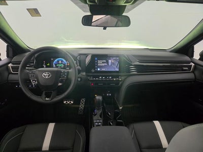 2025 Toyota Camry SE 4D Sedan