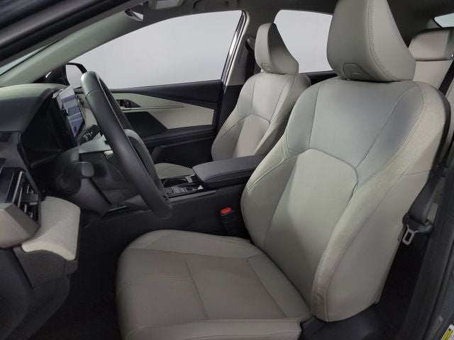 2025 Toyota Camry XLE 4D Sedan
