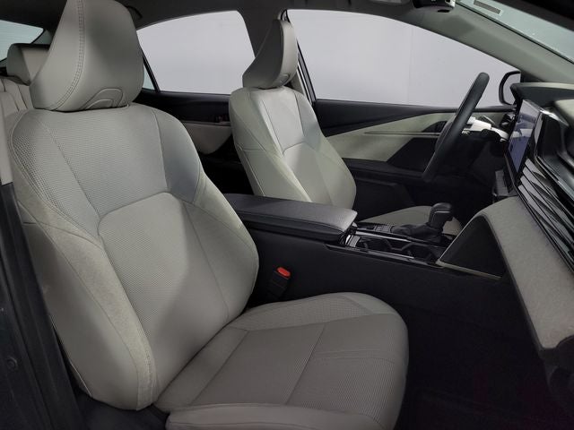 2025 Toyota Camry XLE 4D Sedan