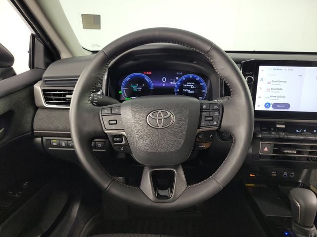 2025 Toyota Camry XLE 4D Sedan