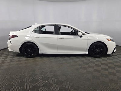 2023 Toyota Camry Hybrid SE 4D Sedan