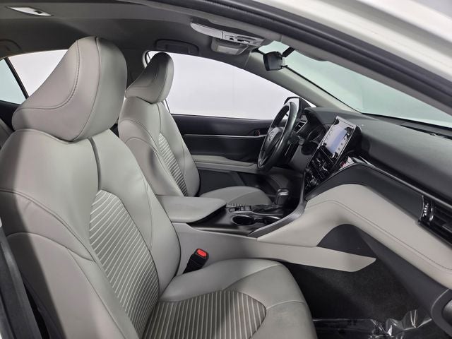 2023 Toyota Camry Hybrid SE 4D Sedan