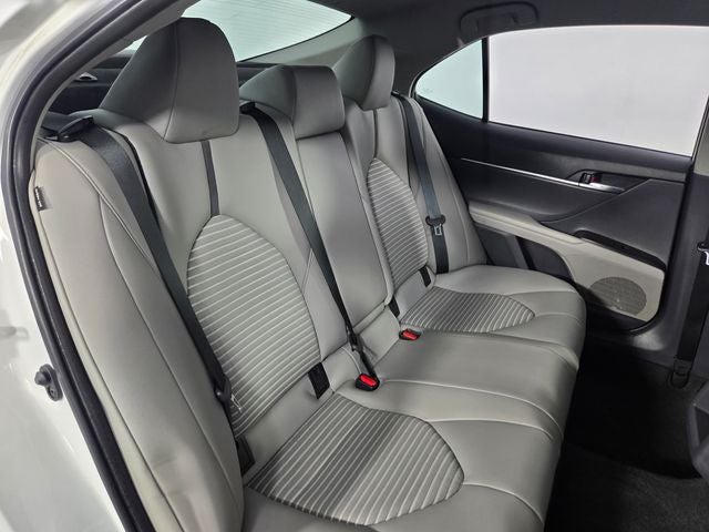 2023 Toyota Camry Hybrid SE 4D Sedan