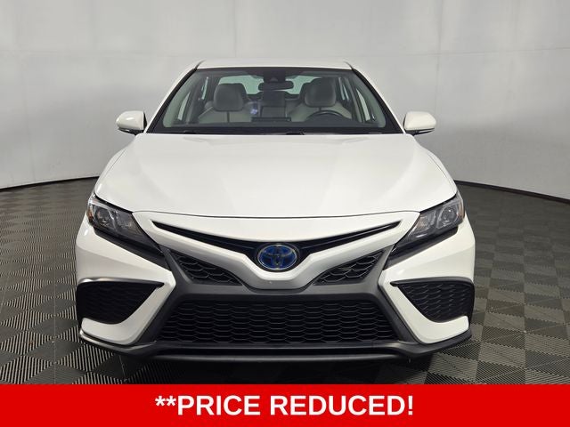 2023 Toyota Camry Hybrid SE 4D Sedan